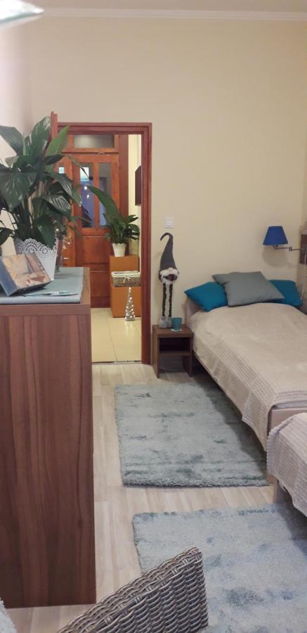 Diana Apartmanhaz Keszthely Buitenkant foto