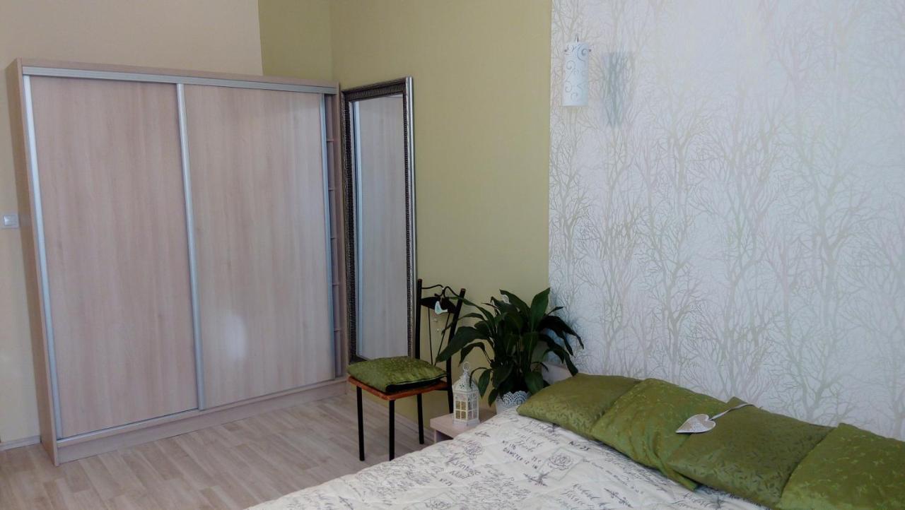 Diana Apartmanhaz Keszthely Buitenkant foto